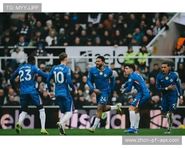 切尔西前场压迫持续奏效，恩昆库远射稍稍偏出
