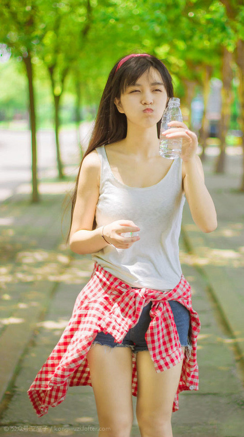 战队队员生日庆祝活动展现团队温情，战队队员生日庆祝活动展现团队温情的句子